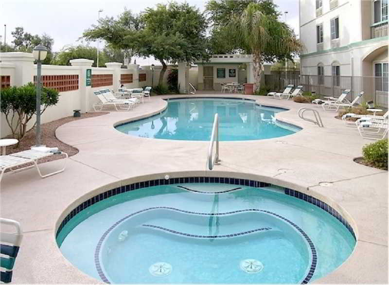 La Quinta By Wyndham Superstition Springs 3*